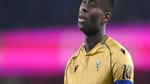 曼联全力追逐多特蒙德中场球员恩梅查